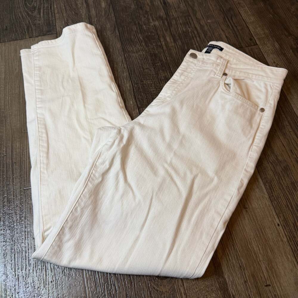 Eileen Fisher Organic Cotton Stretch Slim Straight Jeans in Bone White Size 8
